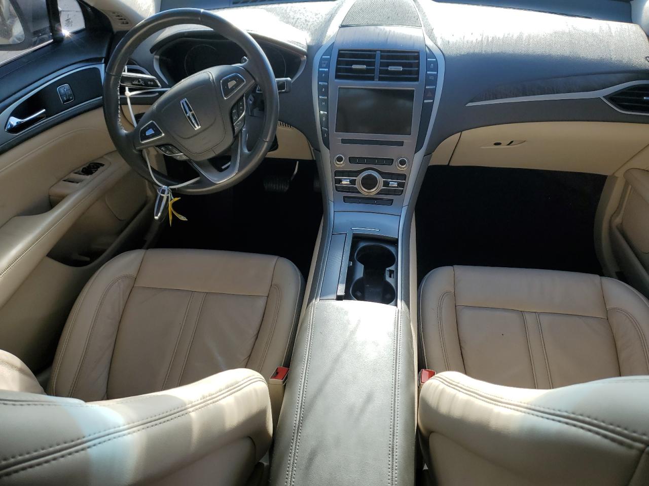 2019 Lincoln MKZ - Image 8