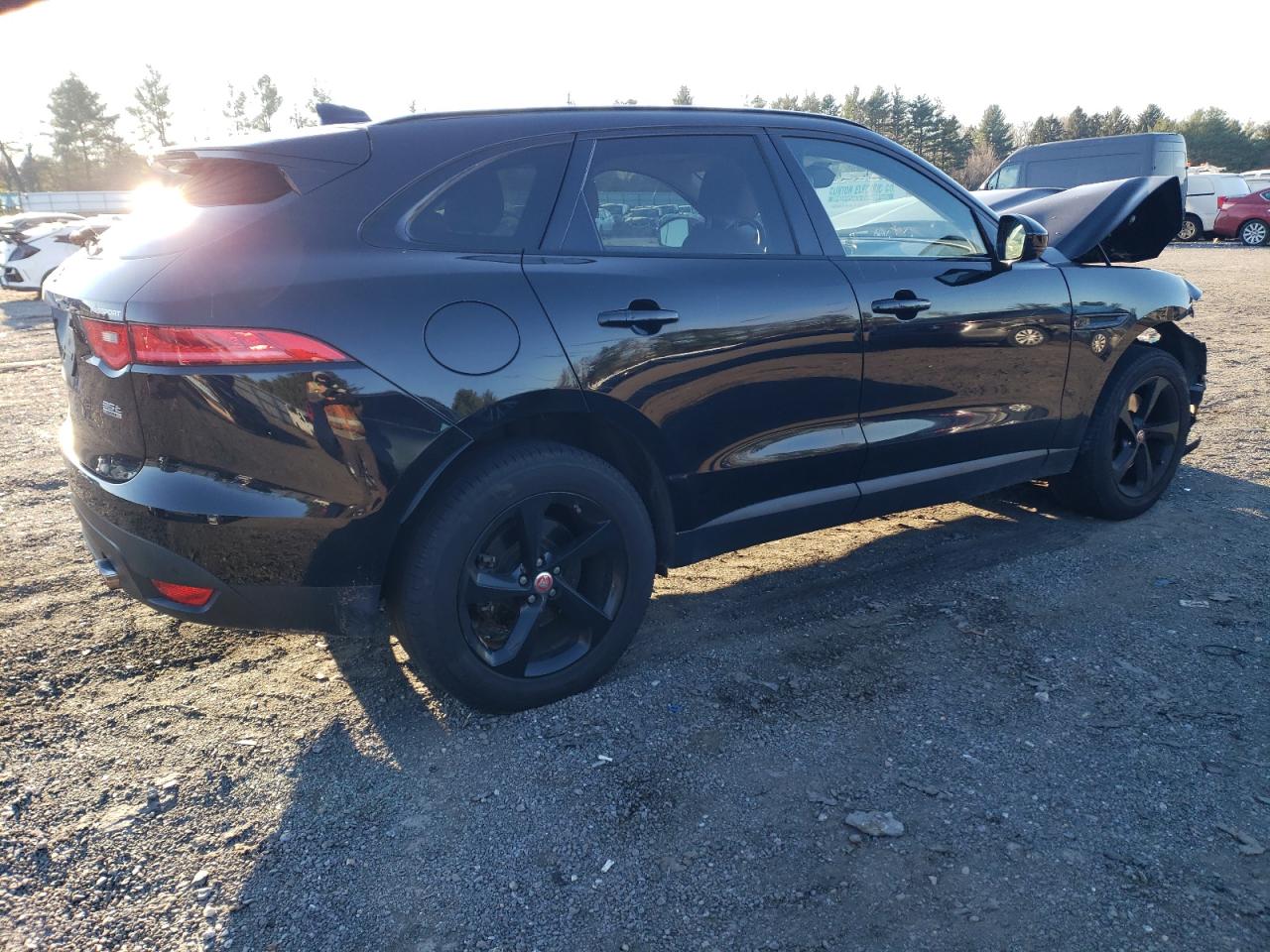 2017 Jaguar F-Pace - Image 3