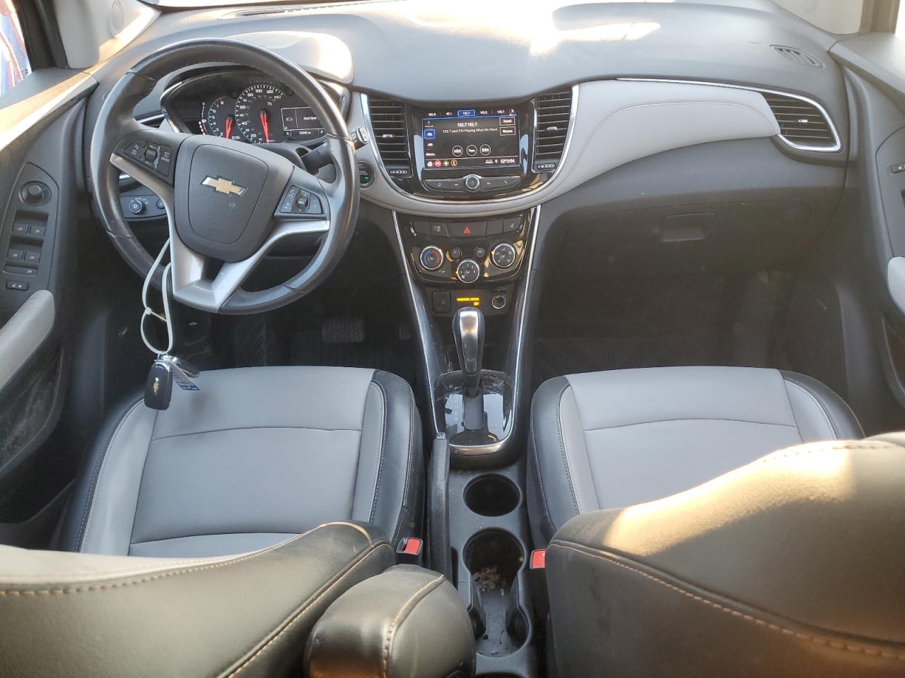 2020 Chevrolet Trax - Image 8