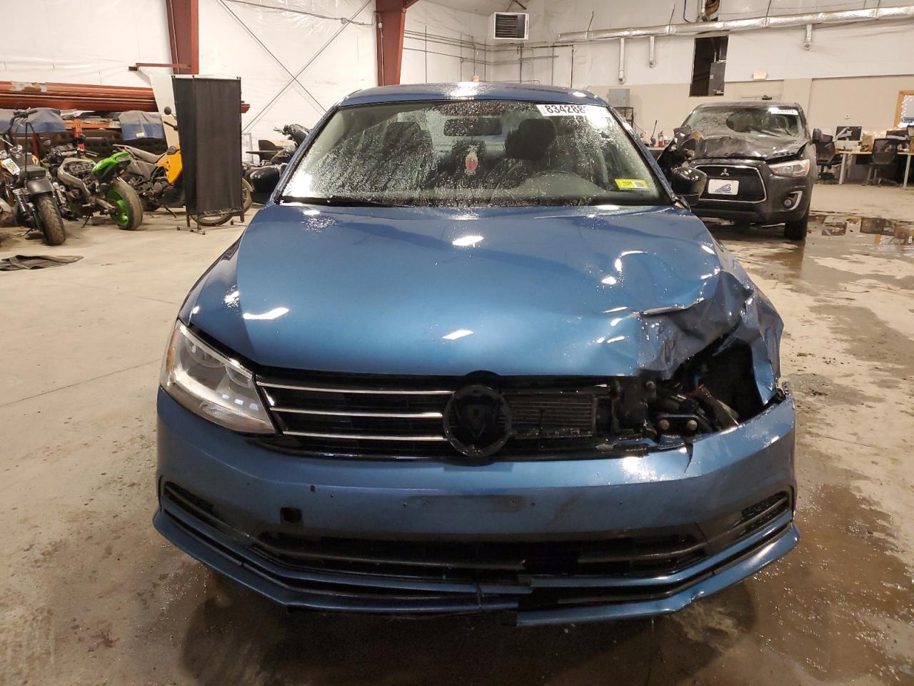 2015 Volkswagen Jetta - Image 5