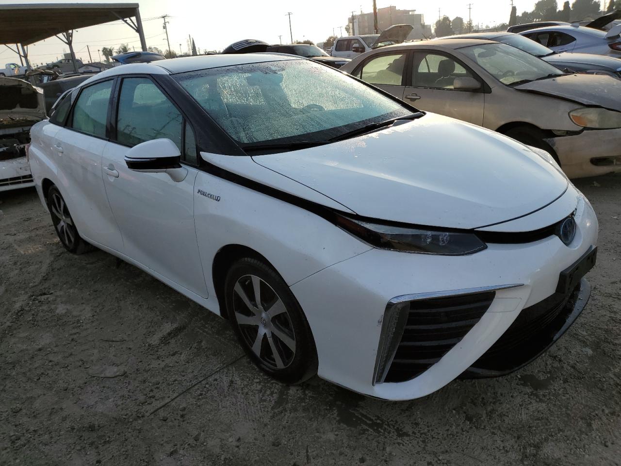 VIN JTDBVRBD3JA005087 2018 TOYOTA MIRAI no.4