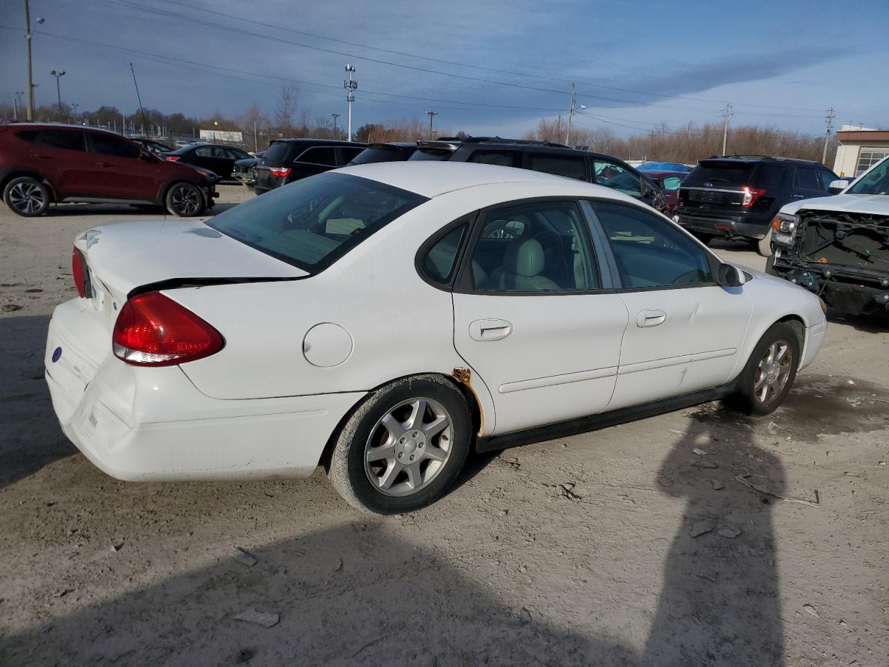 2006 Ford Taurus - Image 3