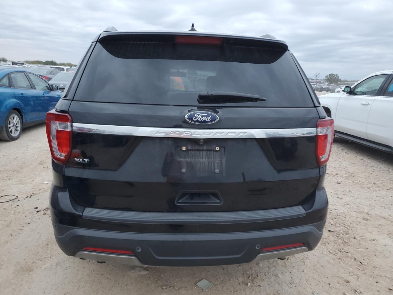 2019 Ford Explorer - Image 6