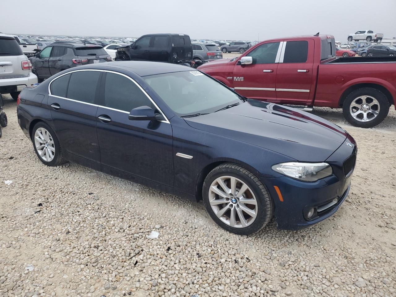 VIN WBA5B1C51GG134799 2016 BMW 5 SERIES no.4