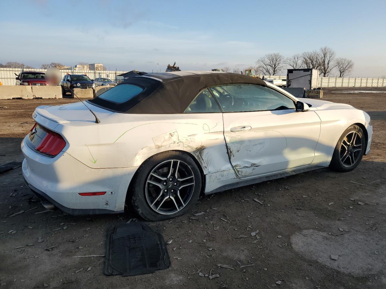 2018 Ford Mustang - Image 3