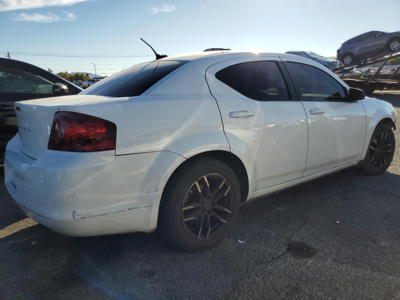 2014 Dodge Avenger - Image 3