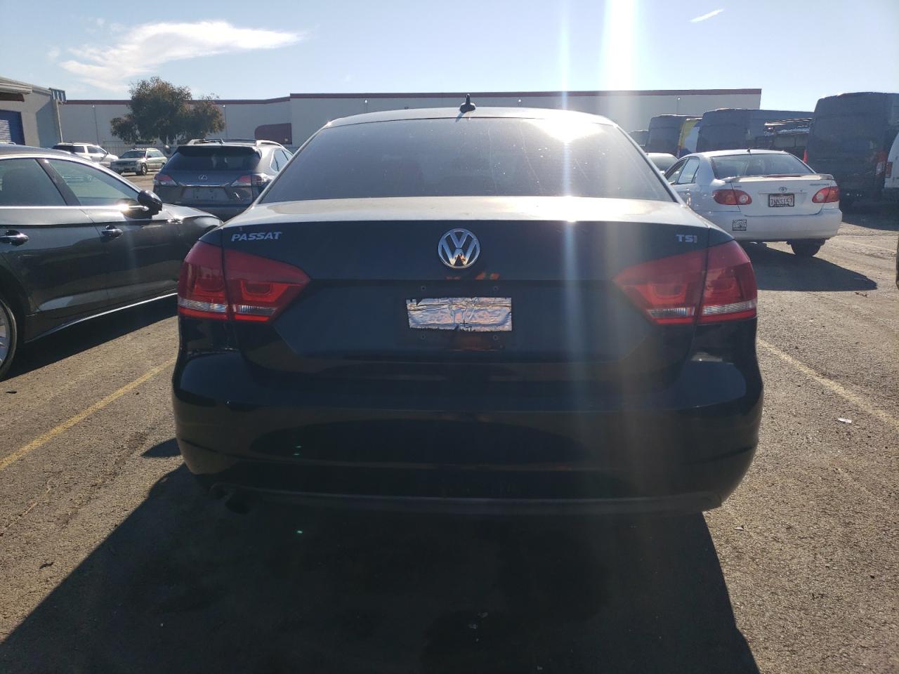 2015 Volkswagen Passat - Image 6