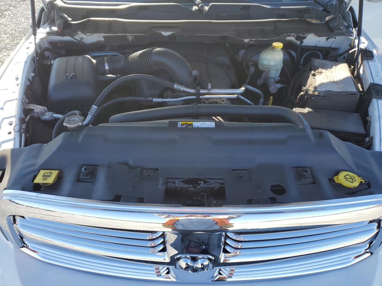 2014 RAM 1500 - Image 12