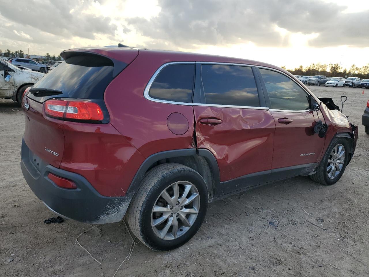 2016 Jeep Grand Cherokee - Image 3