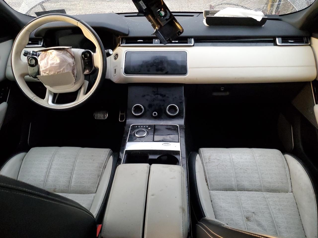 2020 Land Rover Range Rover Velar R-Dynamic Hse VIN: SALYM2EV0LA256668 Lot: 83993484