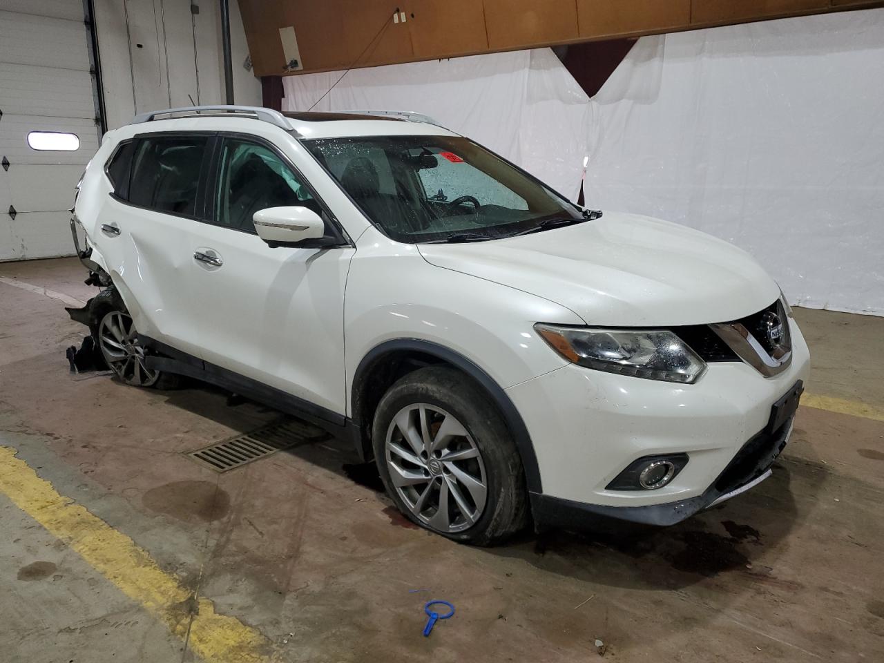 2015 Nissan Rogue - Image 4