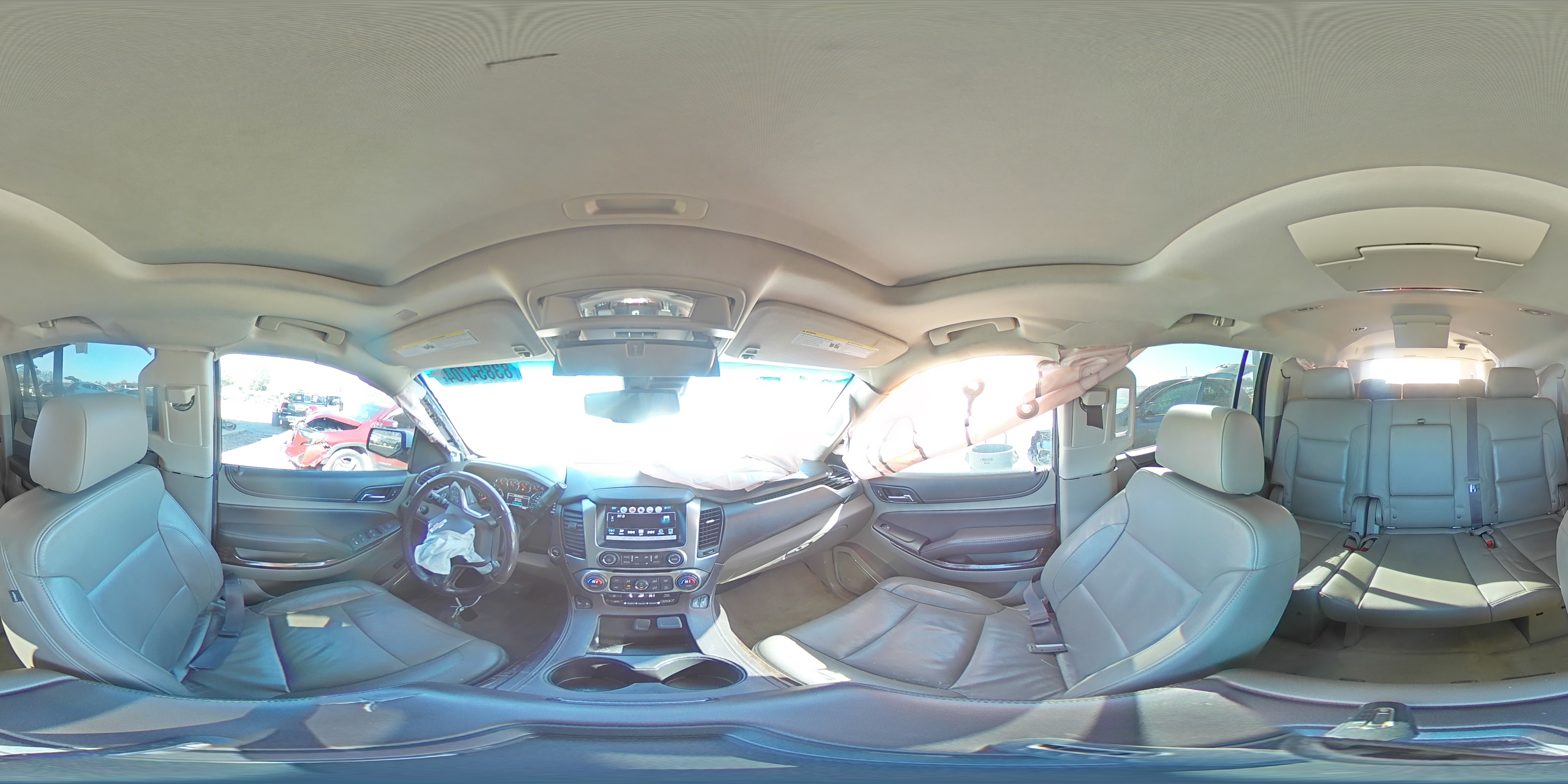 2018 Chevrolet Suburban - Image 14