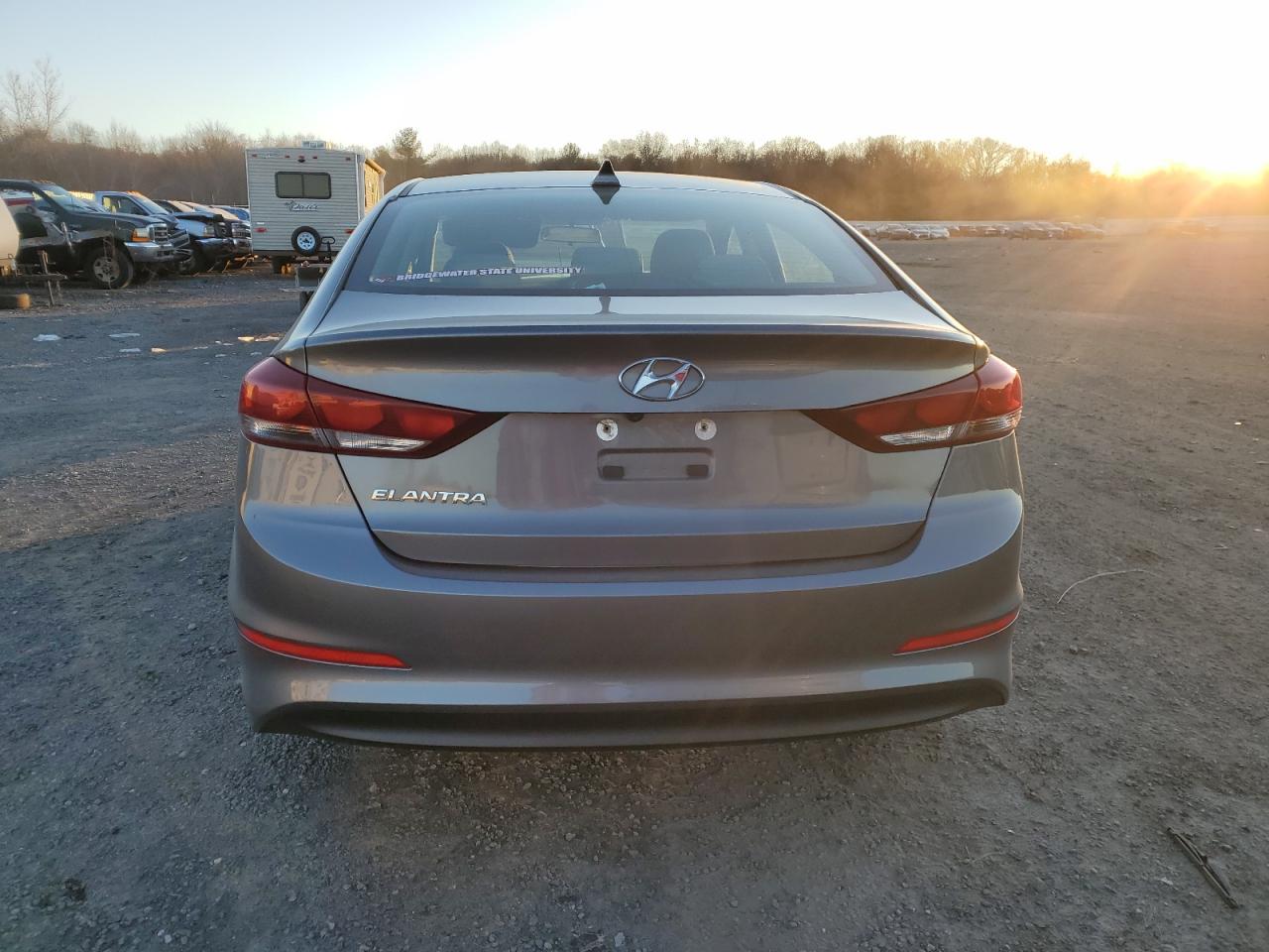2018 Hyundai Elantra - Image 6