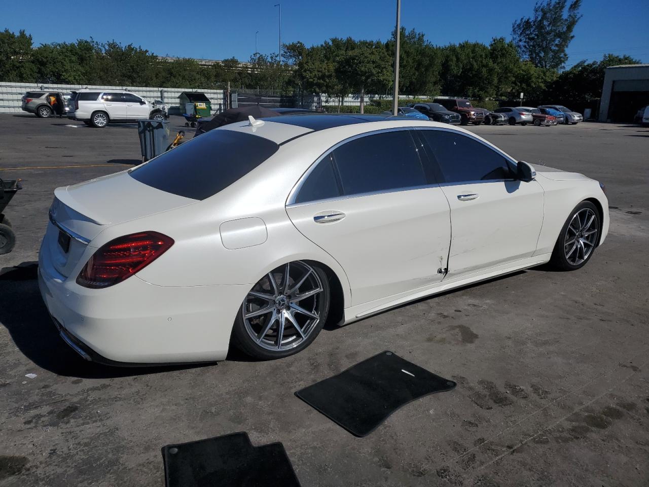 VIN WDDUG8DB5JA385855 2018 MERCEDES-BENZ S-CLASS no.3