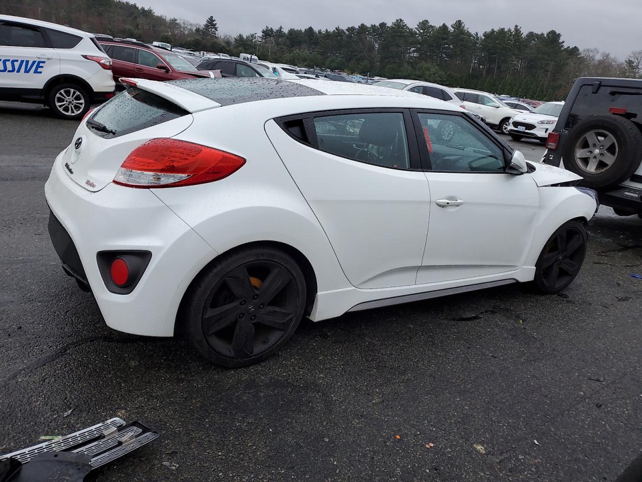 VIN KMHTC6AE3FU221834 2015 HYUNDAI VELOSTER no.3