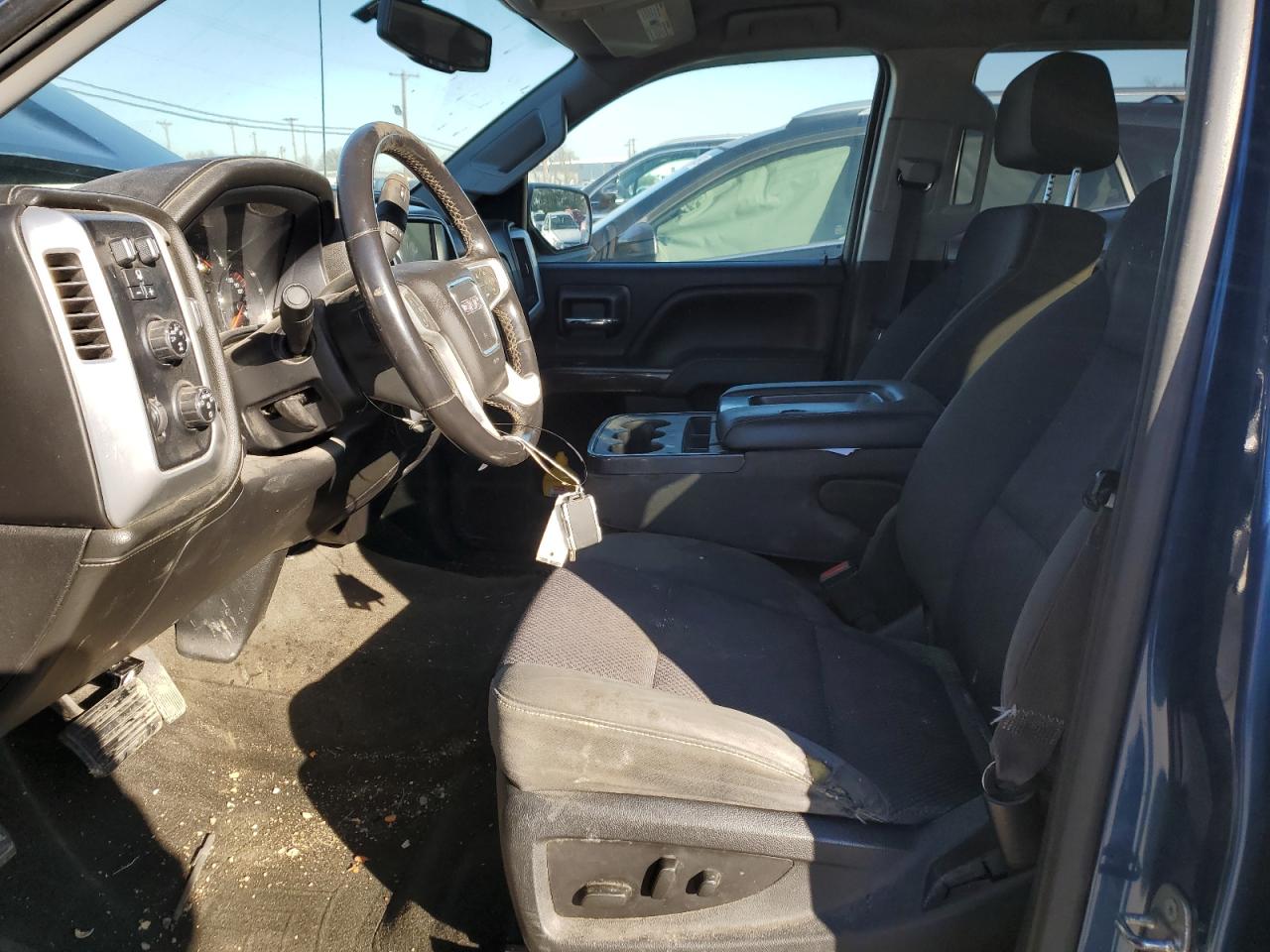 2015 GMC Sierra - Image 7