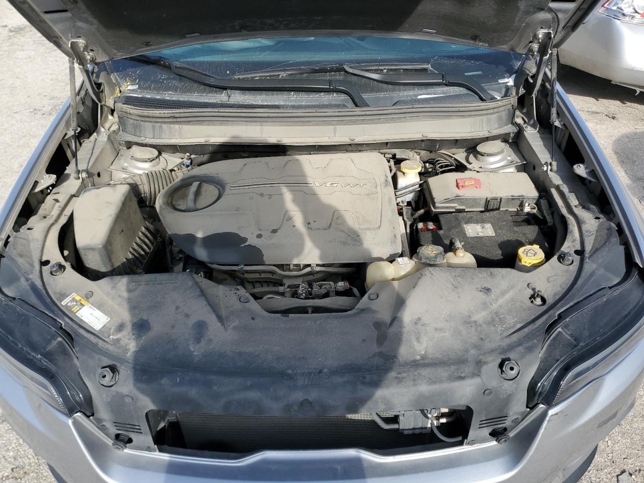 2019 Jeep Grand Cherokee - Image 12