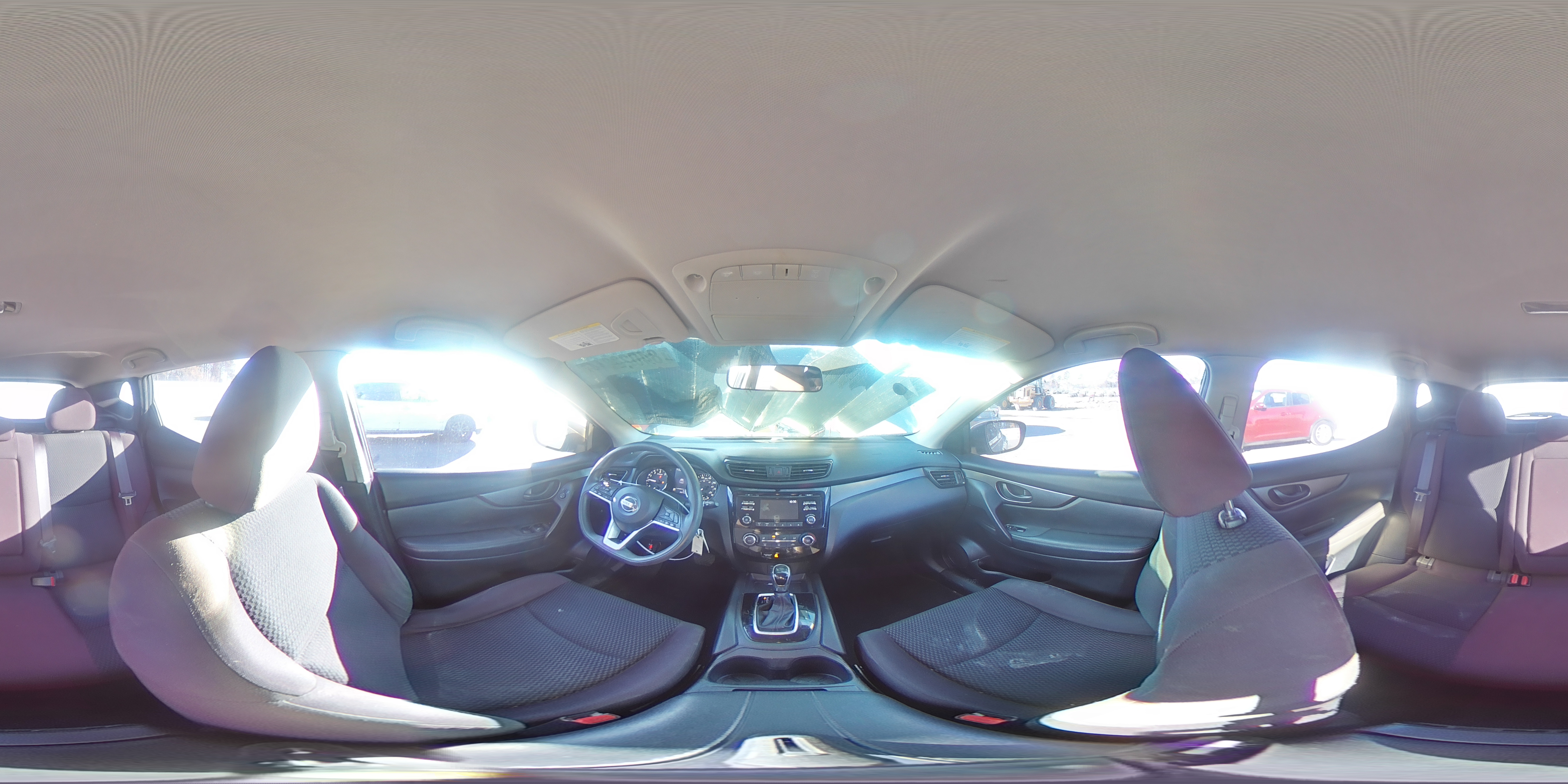 2017 Nissan Rogue - Image 13