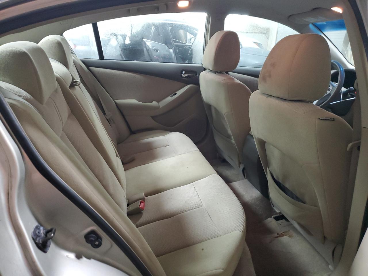2009 Nissan Altima - Image 10