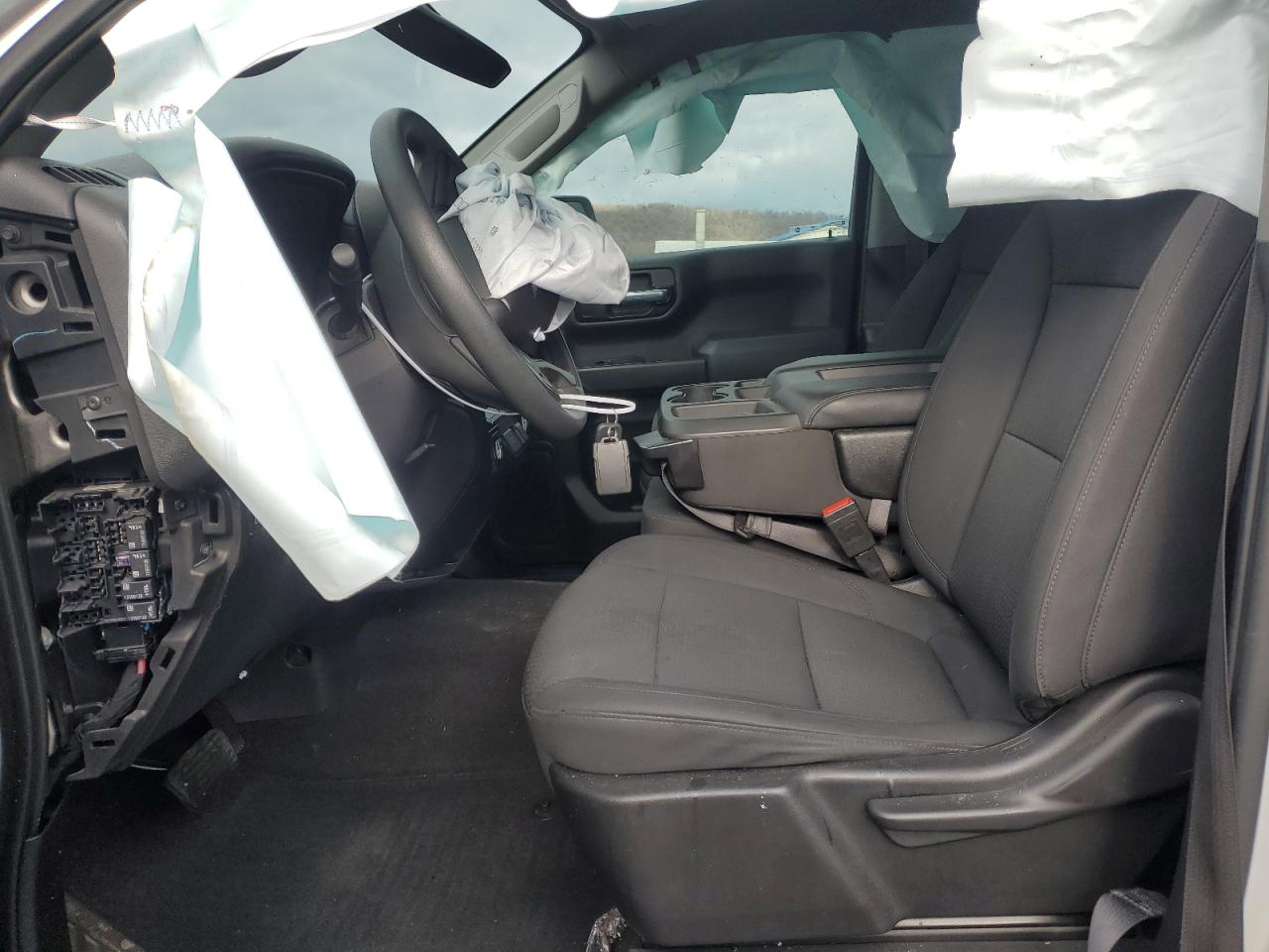 2020 Chevrolet Silverado - Image 7