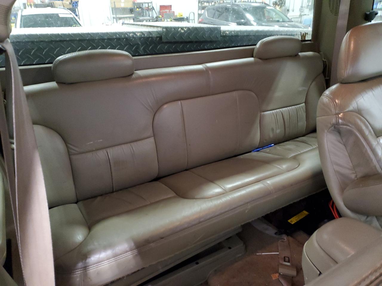 1997 Chevrolet Gmt-400 K1500 VIN: 2GCEK19R8V1293553 Lot: 83616644