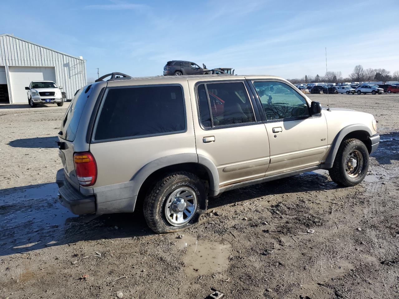 2000 Ford Explorer - Image 3