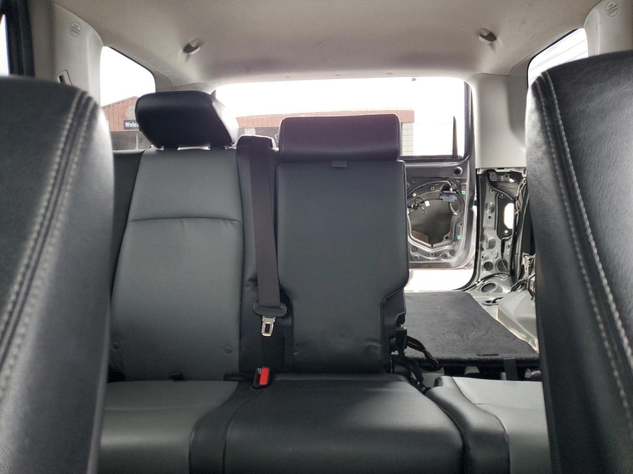 2014 Toyota 4Runner - Image 10