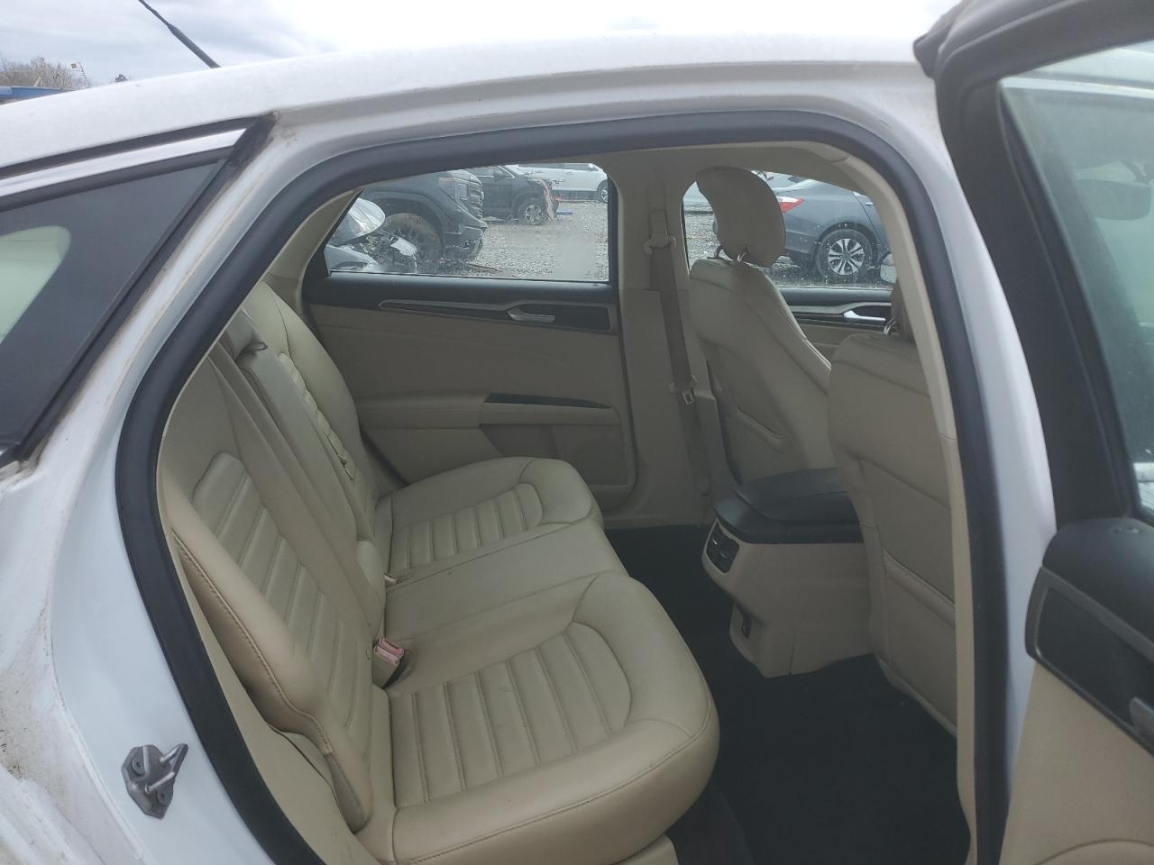 2014 Ford Fusion - Image 10