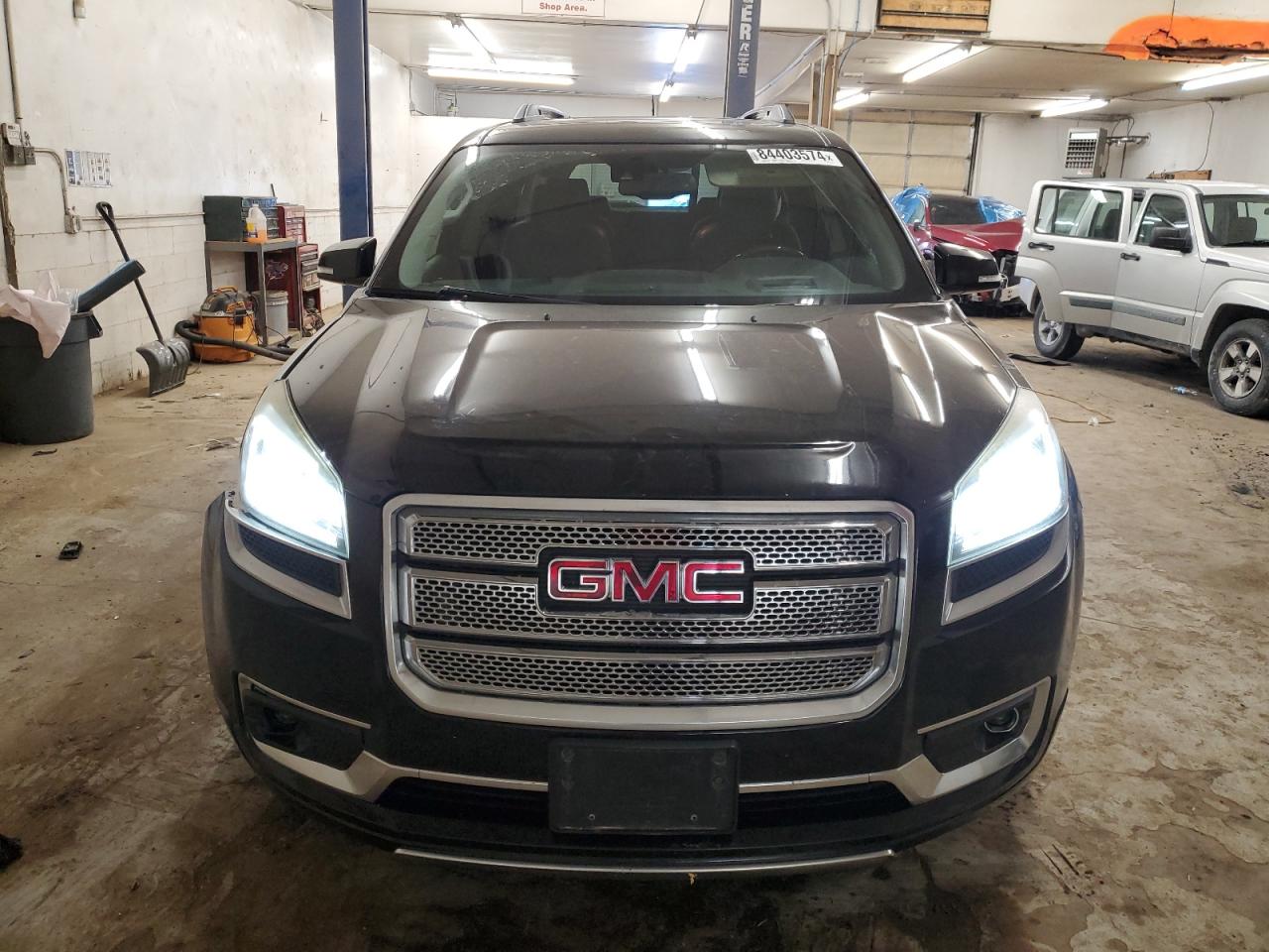 2016 GMC Acadia - Image 5