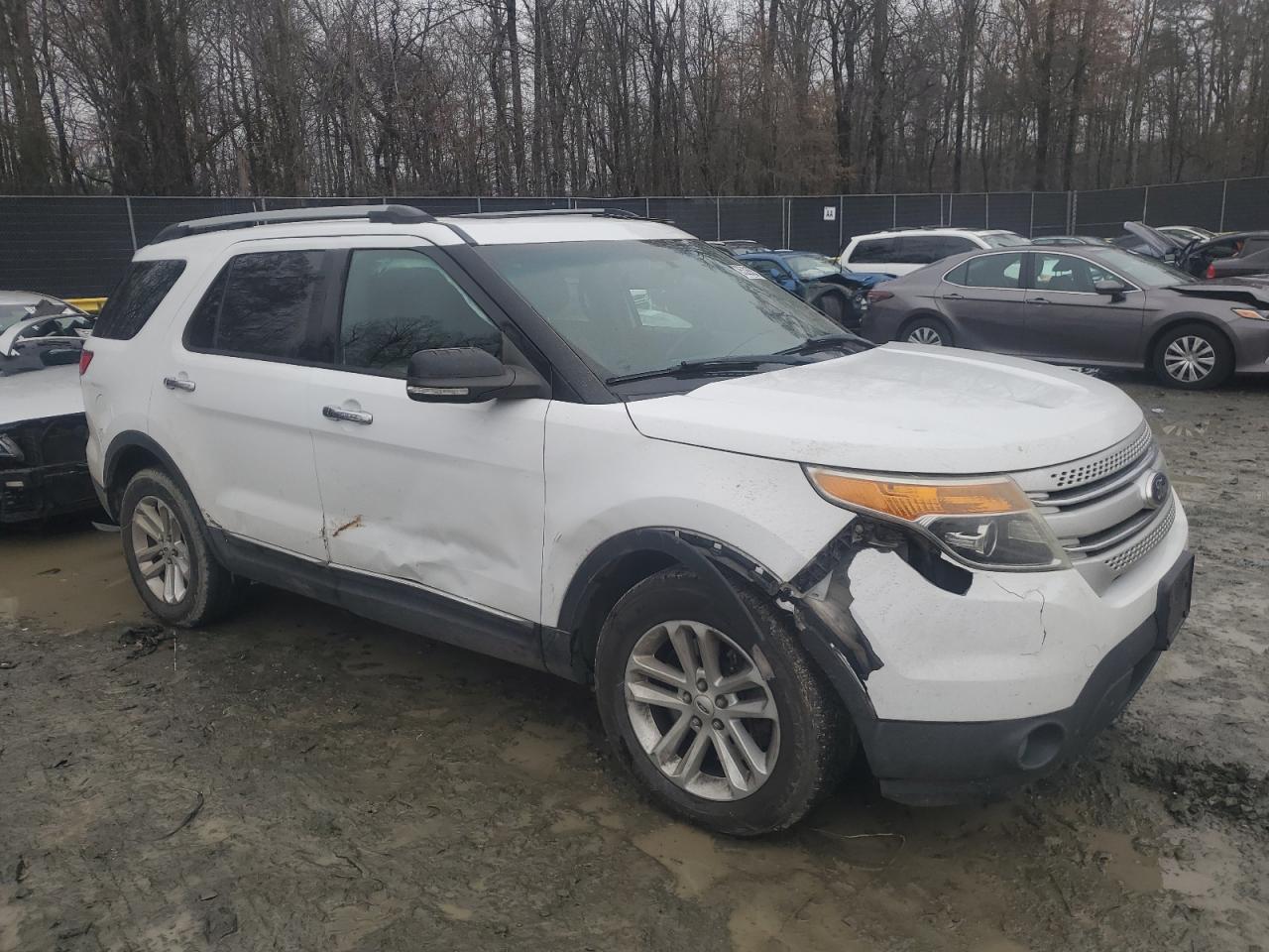 2014 Ford Explorer - Image 4
