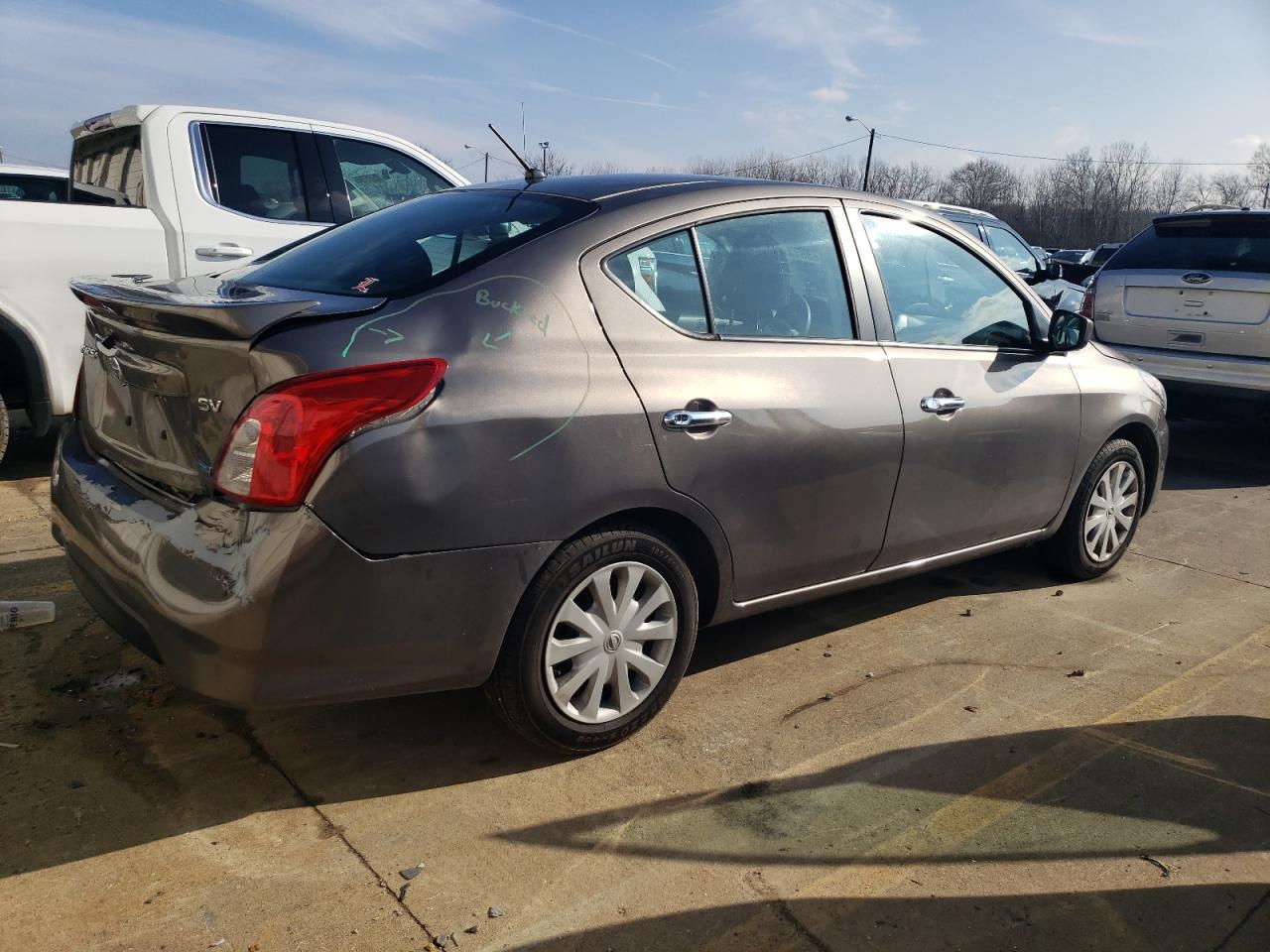 VIN 3N1CN7AP2GL858640 2016 NISSAN VERSA no.3