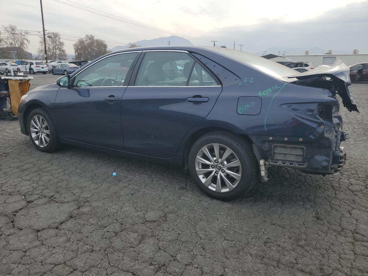 VIN 4T4BF1FK3GR526391 2016 TOYOTA CAMRY no.2