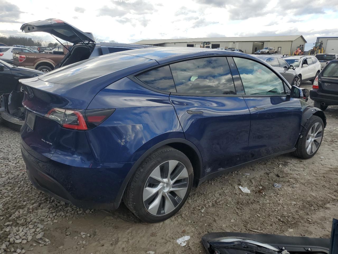 VIN 5YJYGDEE0MF116364 2021 TESLA MODEL Y no.3