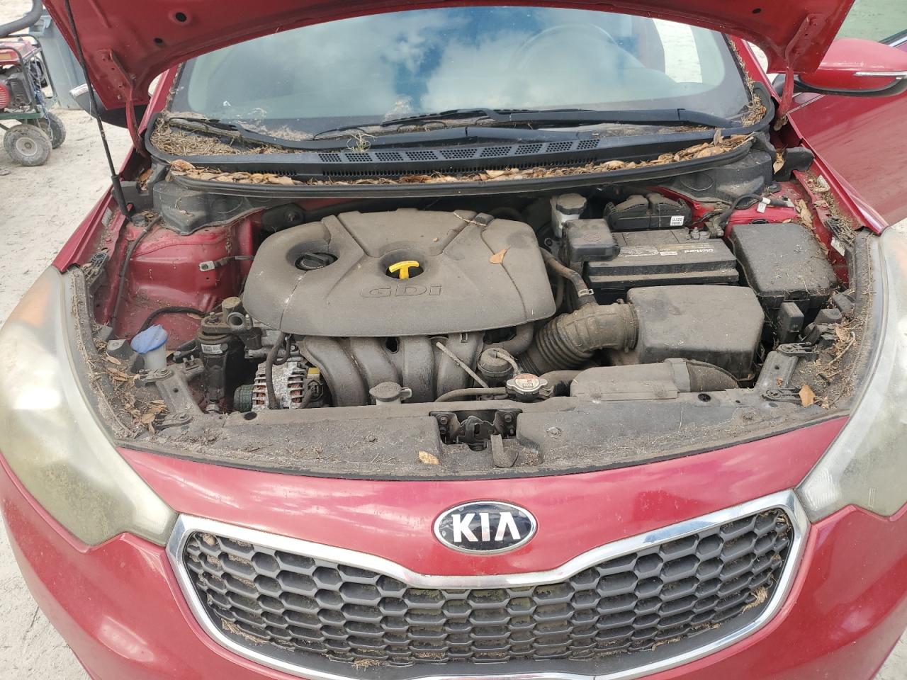 VIN KNAFX4A87G5526783 2016 KIA FORTE no.11