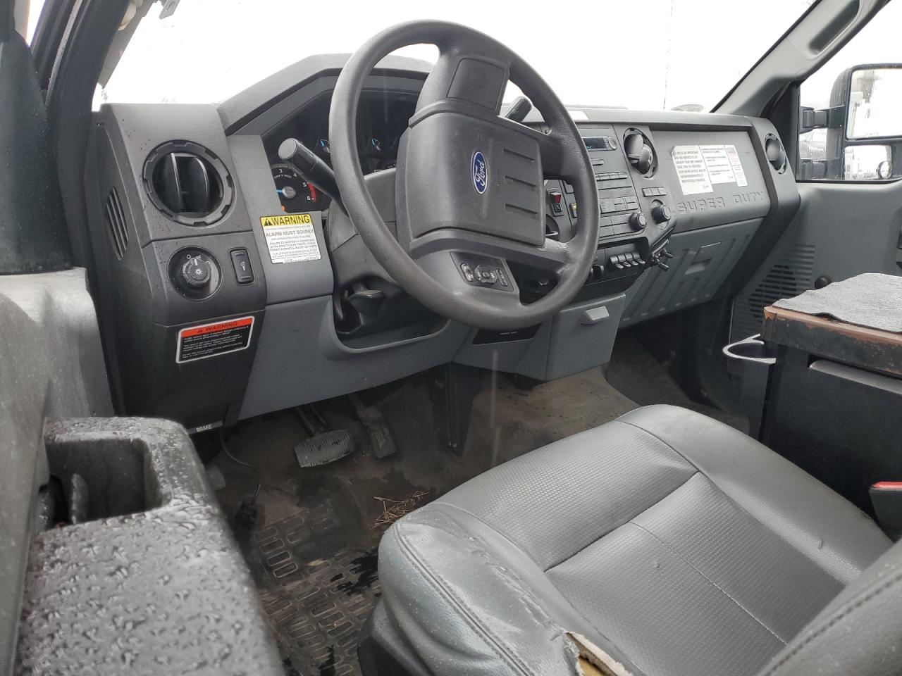 2012 Ford F450 - Image 8