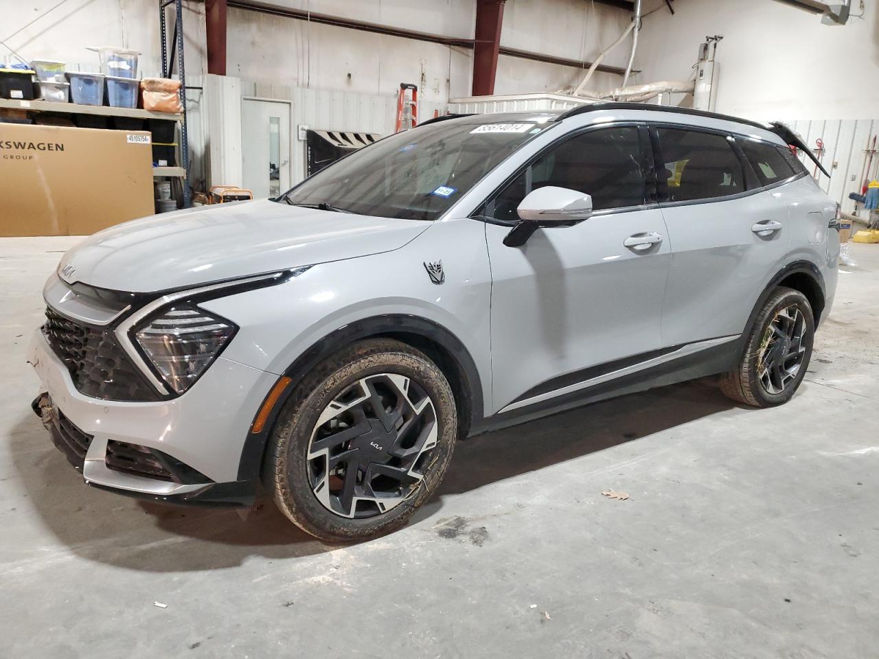 2023 Kia Sportage - Image 1