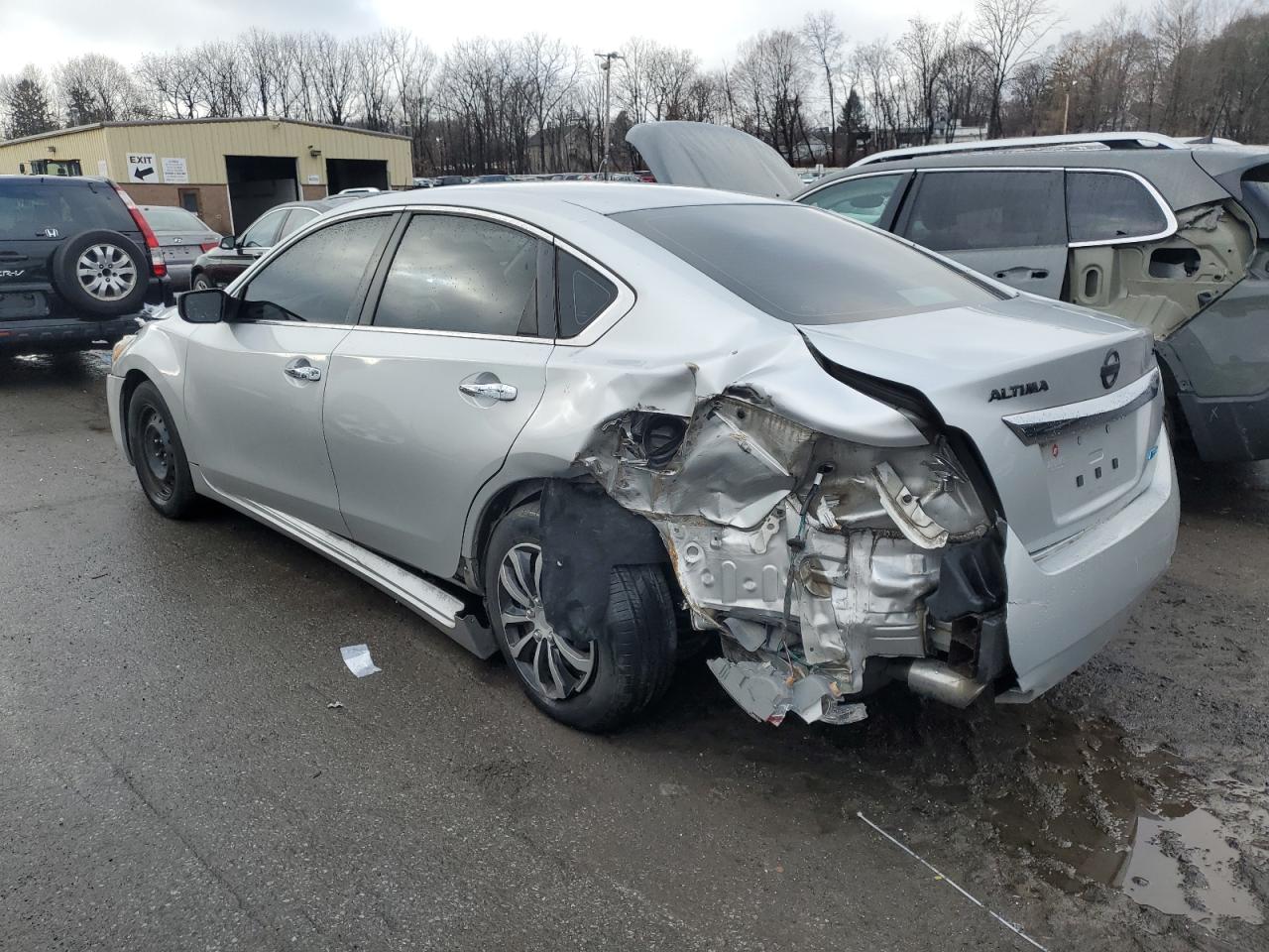2014 Nissan Altima - Image 2