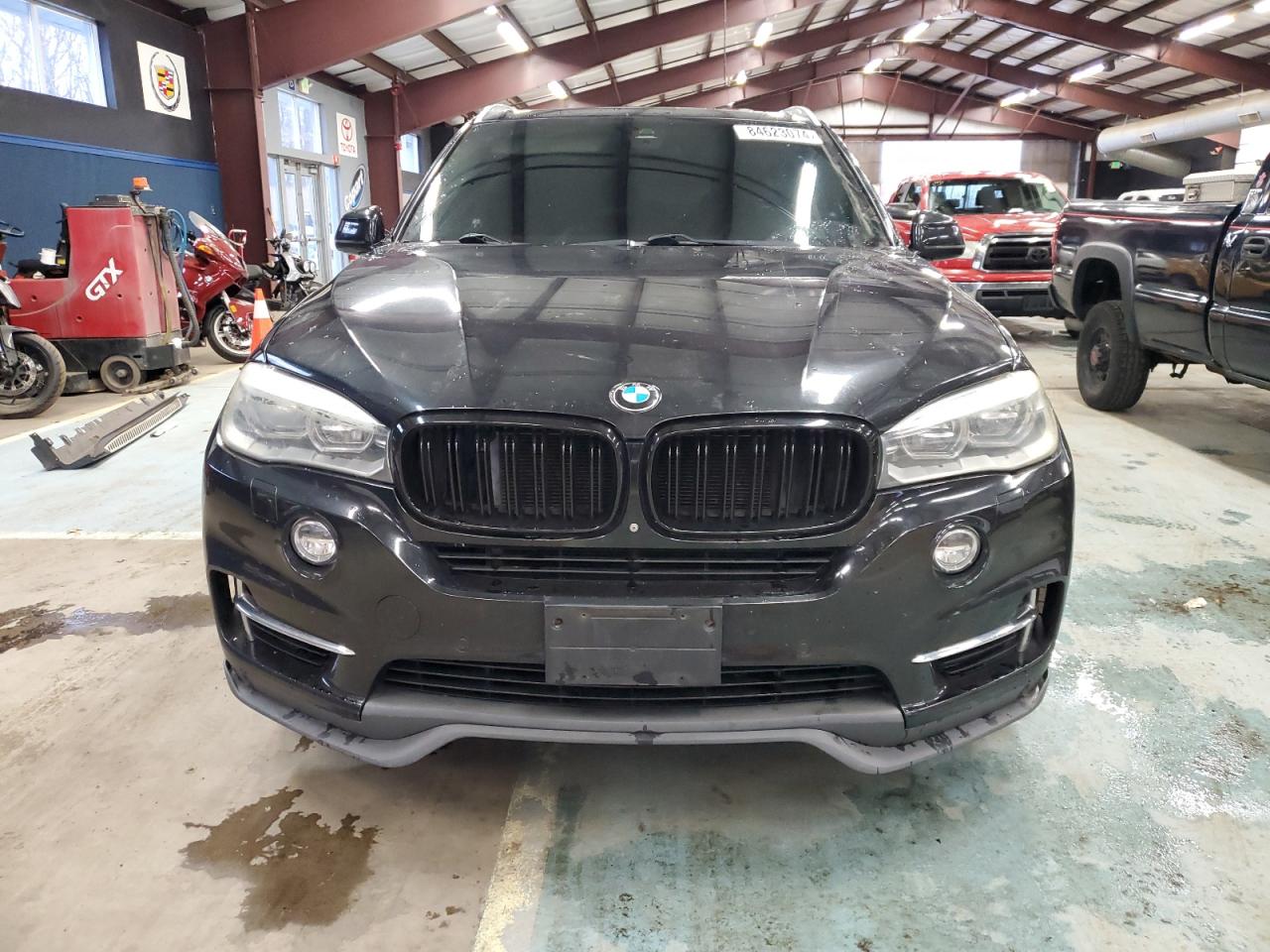 VIN 5UXKR6C5XF0J78076 2015 BMW X5 no.5