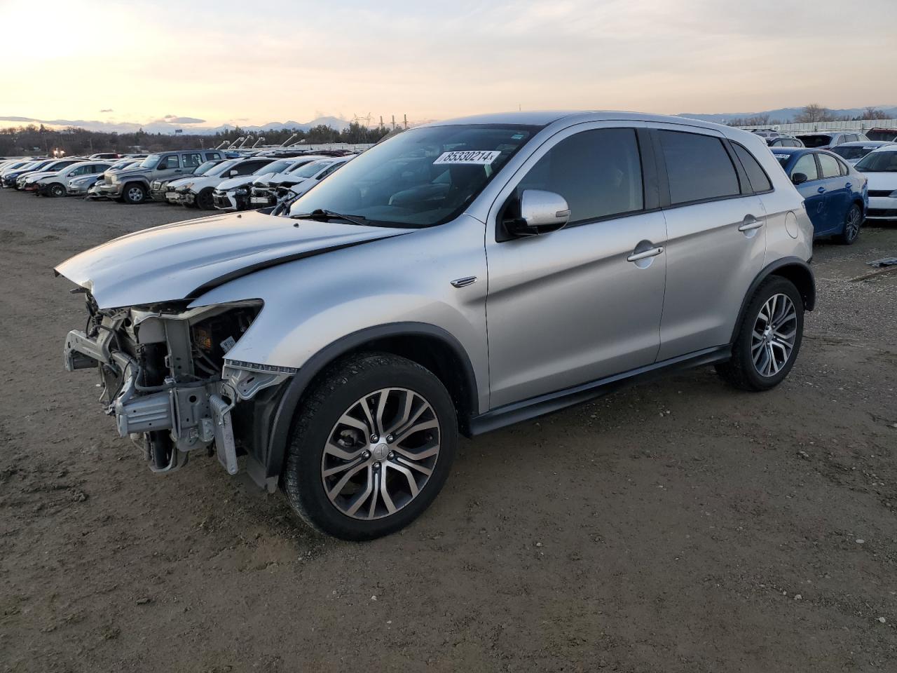 VIN JA4AP3AU4JU020436 2018 MITSUBISHI OUTLANDER no.1