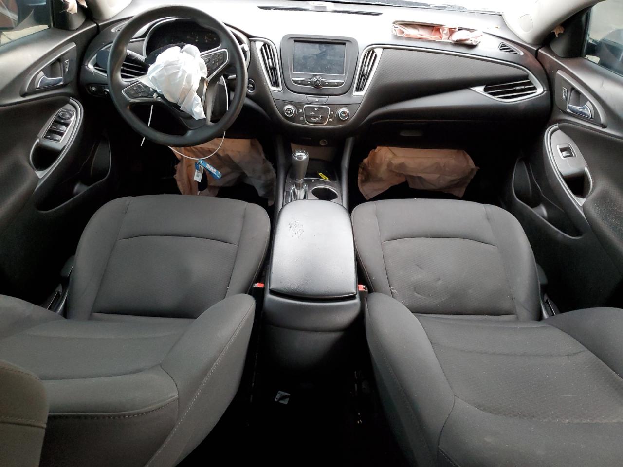 2016 Chevrolet Malibu - Image 8