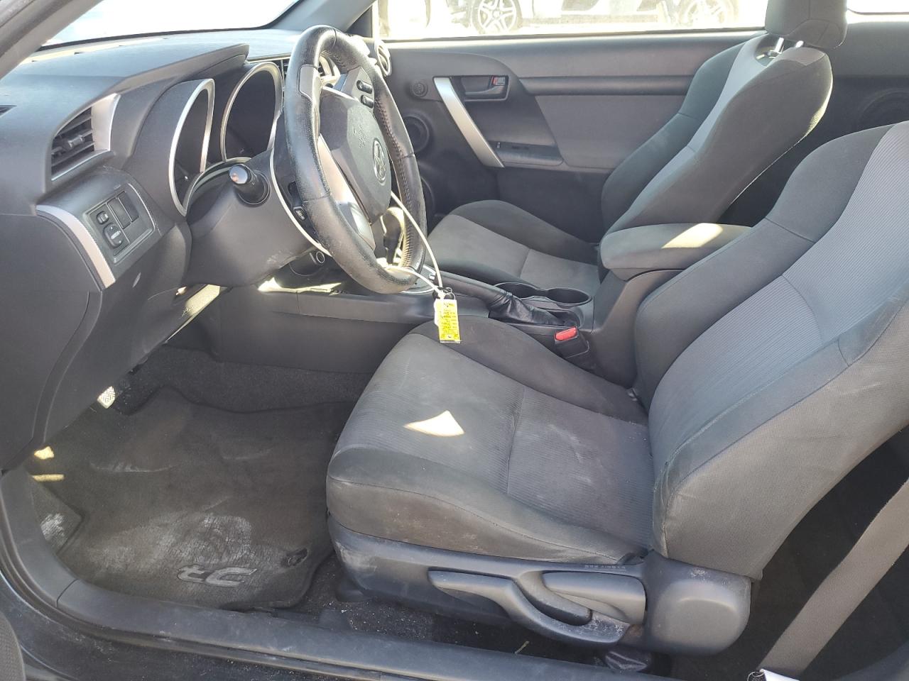 2015 Scion tC - Image 7