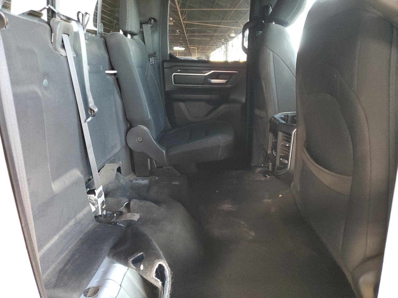 2019 RAM 1500 - Image 10