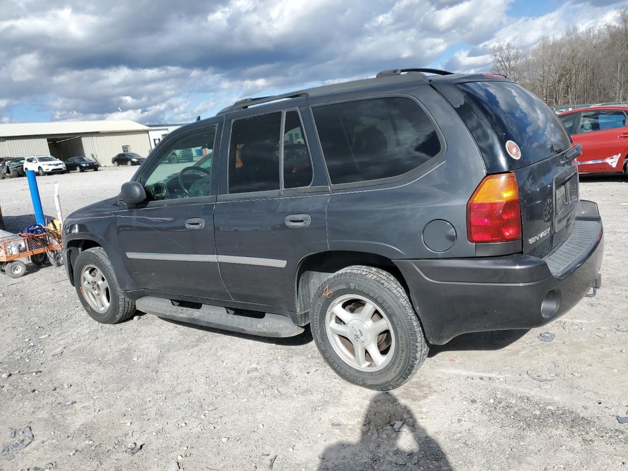 2007 GMC Envoy - Image 2