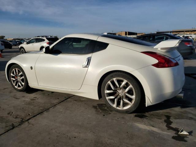 Купе NISSAN 370Z 2013 Белы