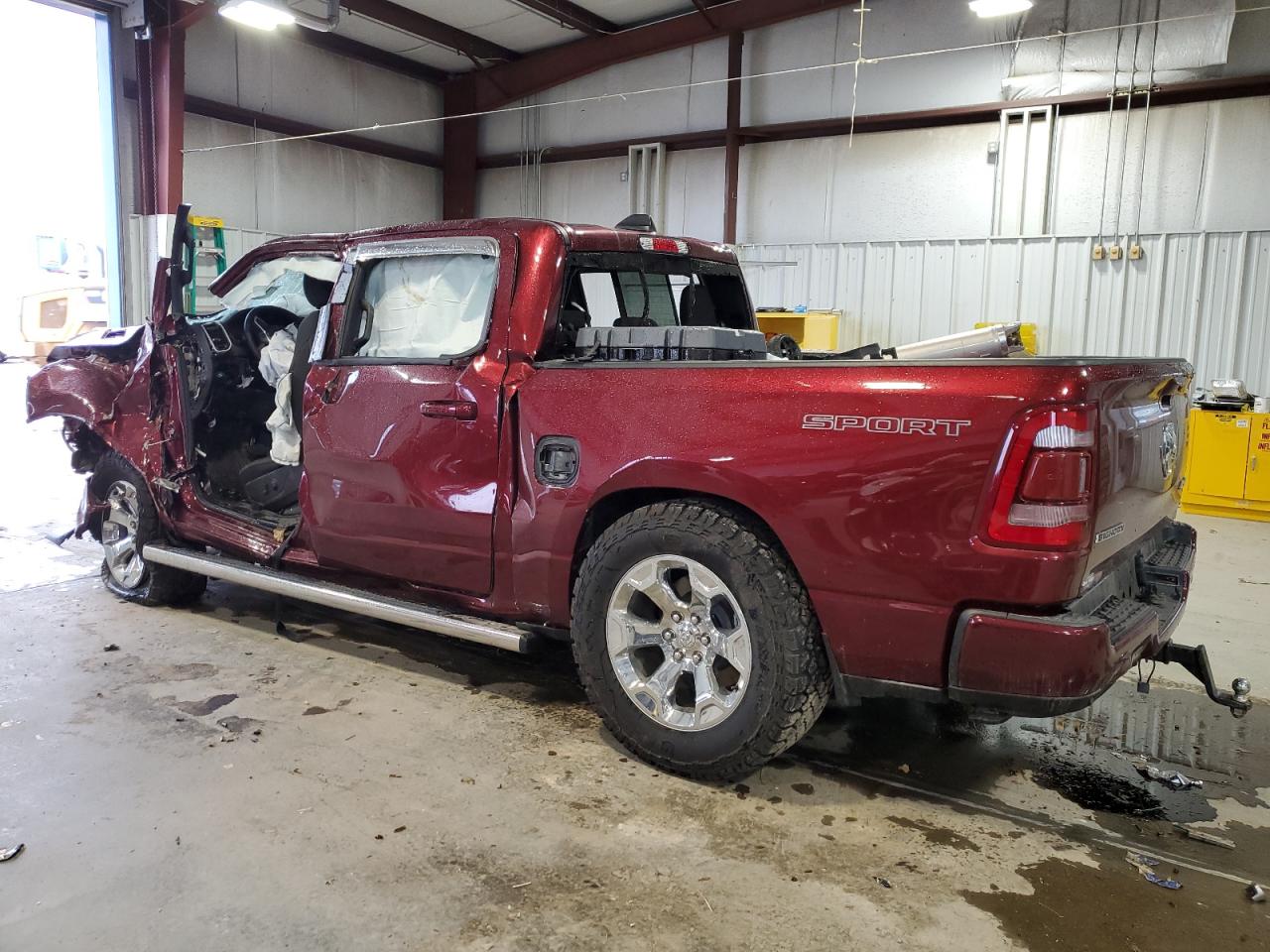 2022 RAM 1500 - Image 2