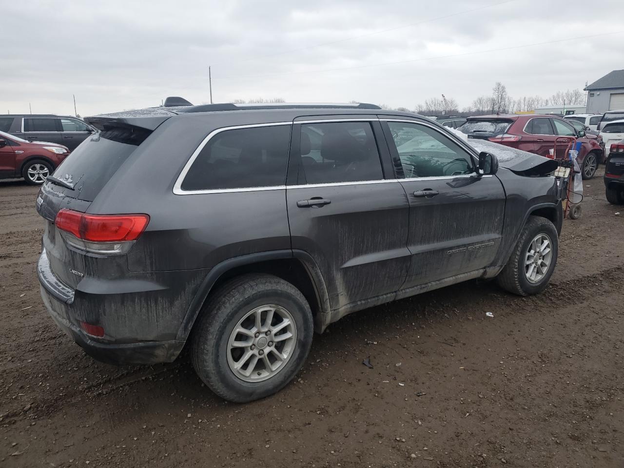 2019 Jeep Grand Cherokee - Image 3