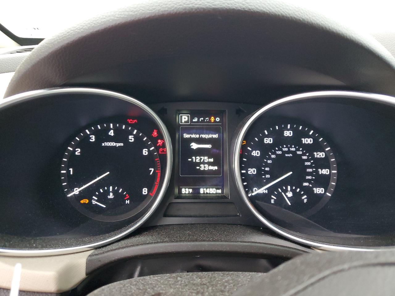 2017 Hyundai Santa Fe - Image 9