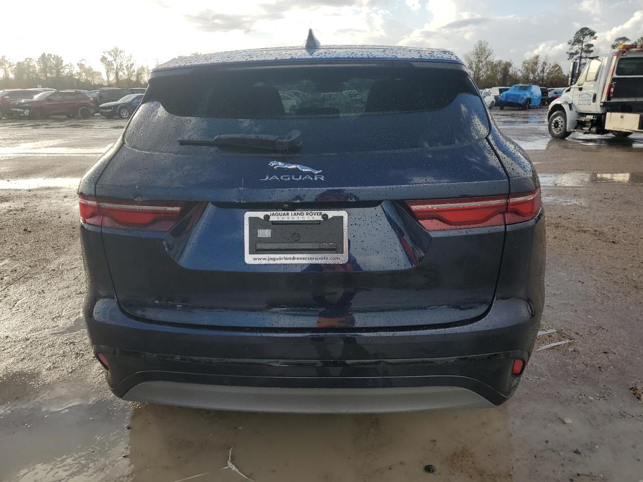 VIN SADCT2EX0RA723994 2024 JAGUAR F-PACE no.6