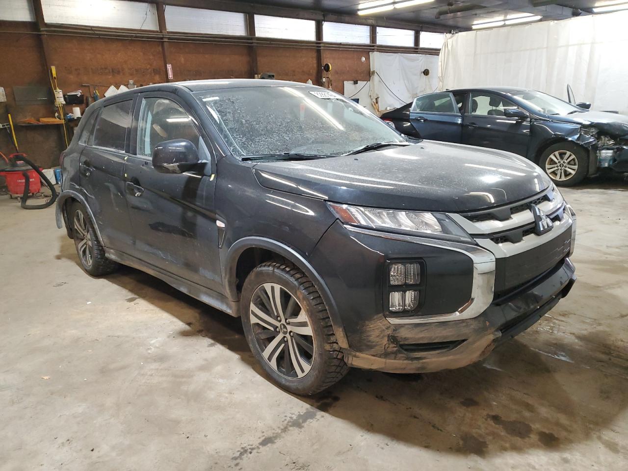 2020 Mitsubishi Outlander - Image 4