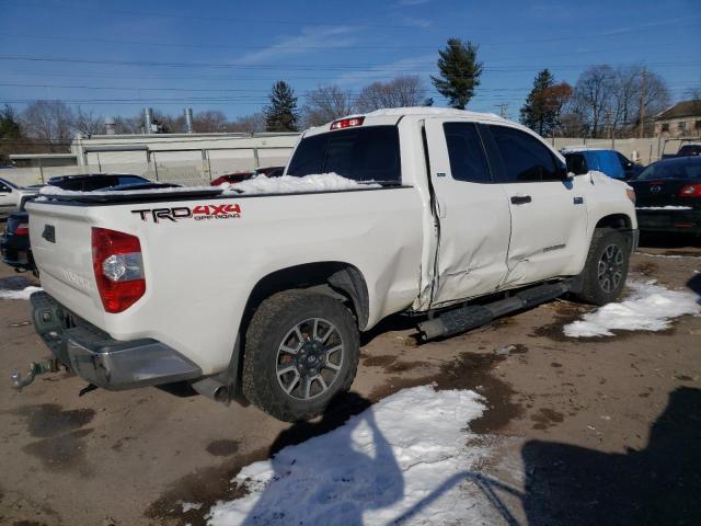  TOYOTA TUNDRA 2015 Белы